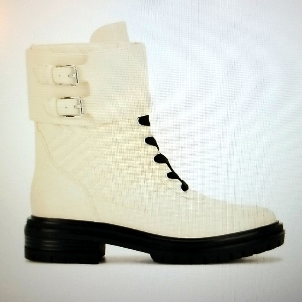 NWT Nine West Womens Sabrah Faux Leather Lug Sole Combat & Lace-up Boots